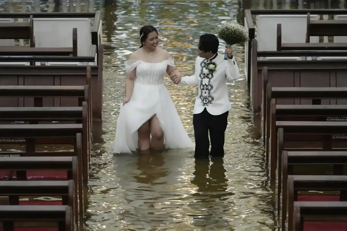 La boda que desafió a un tifón