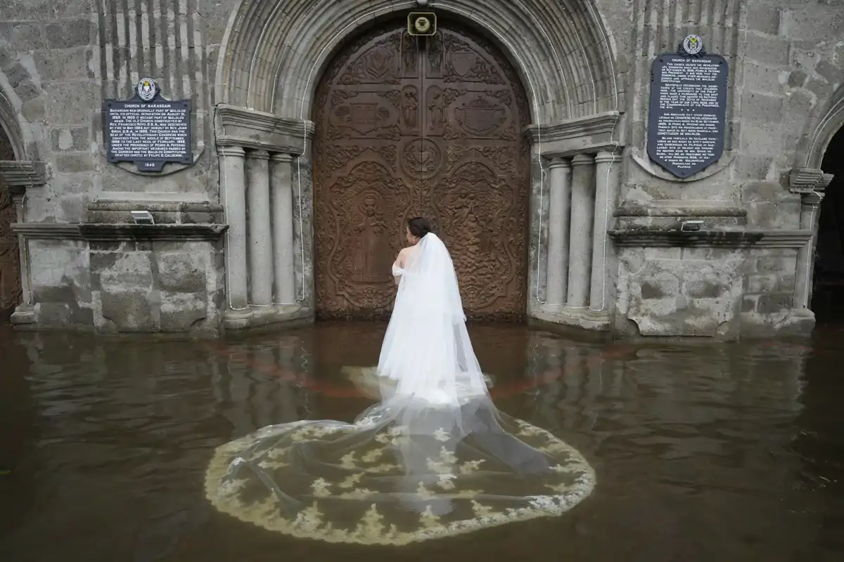 La boda que desafió a un tifón