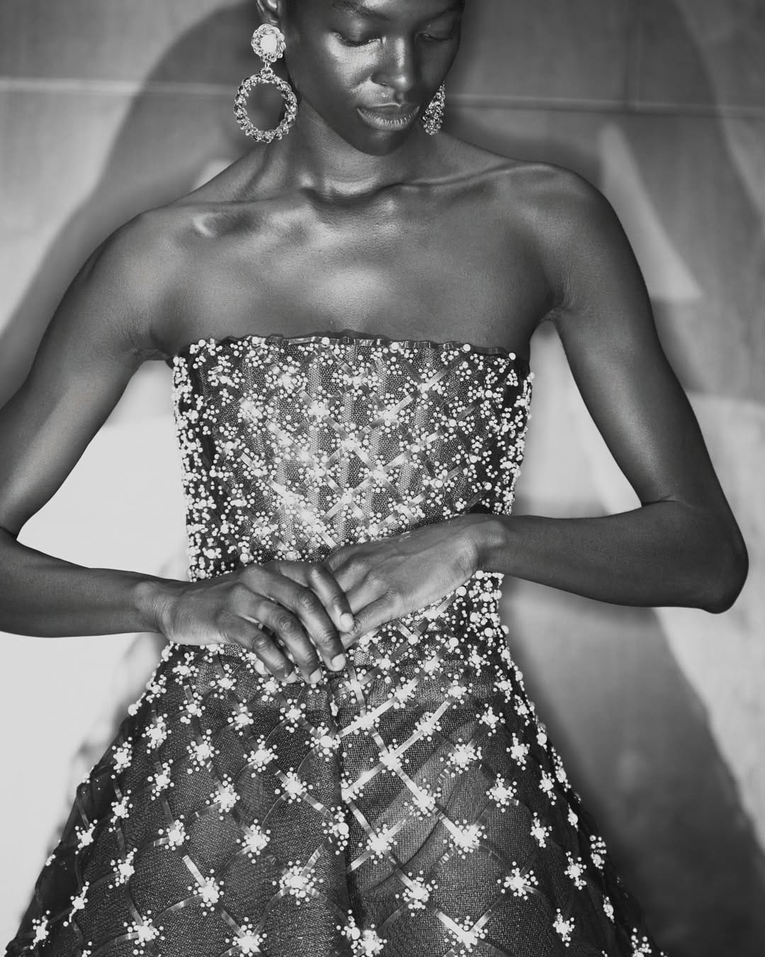 Carolina Herrera transforma la cultura madrileña en inspiración para la moda global